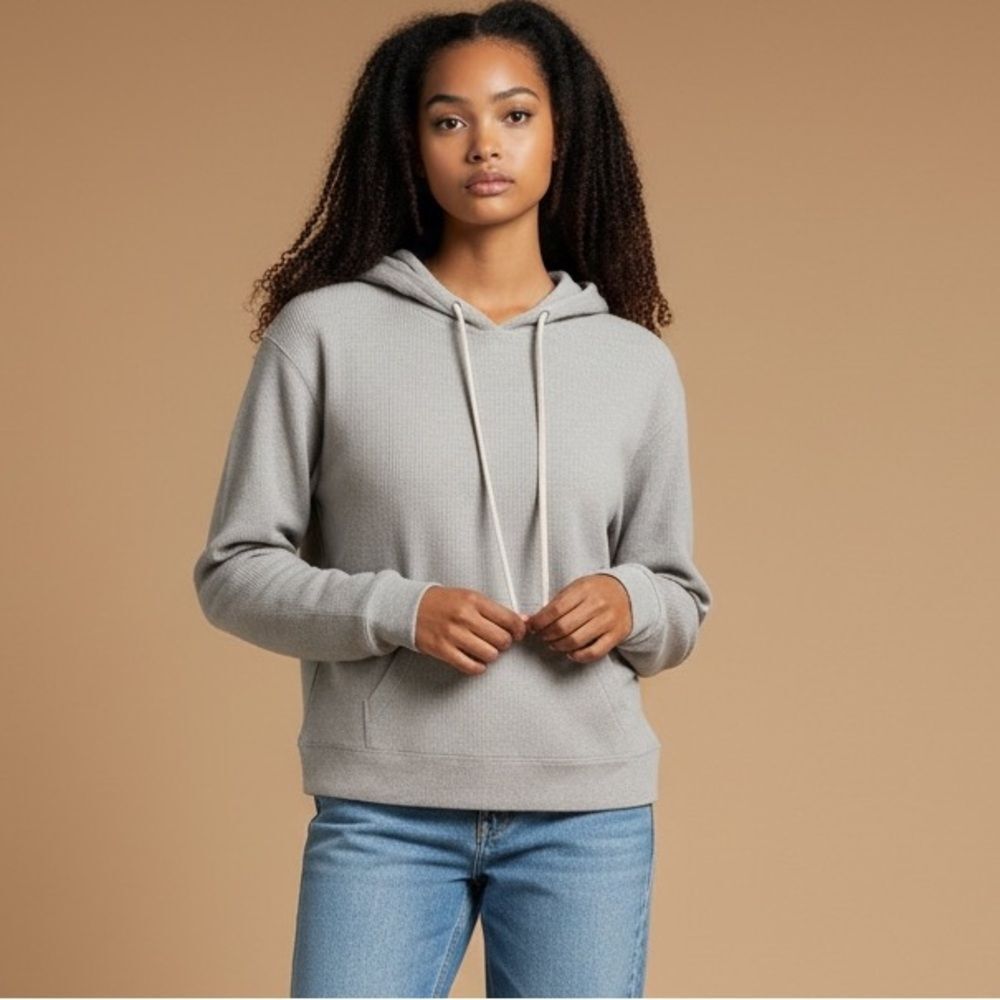 UGG Gray Waffle Knit Pullover Hoodie Women’s Size‎ M